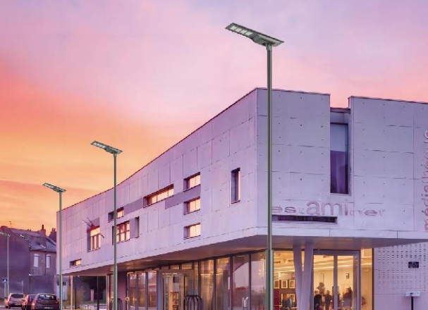 Derniers blogs de l'entreprise sur Les lampadaires solaires en aluminium moulé sous pression haut de gamme peuvent-ils répondre aux besoins d'éclairage des villes européennes ?
