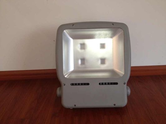 acheter 10W - 200W refroidissent les lumières d'inondation extérieures blanches de LED 3000 - la température de couleur 5500K online manufacture