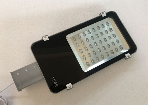 acheter IP65 IK09 Aluminium haute puissance 30W 50W 80W 100W 150W Éclairage extérieur à LED à haute luminosité ETL approuvé online manufacture