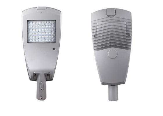 Lumière de rue LED de 50W Lampes d'éclairage de rue LED 100W -300W RoHS Approved Lampes de rue LED utilisées dans les zones commerciales