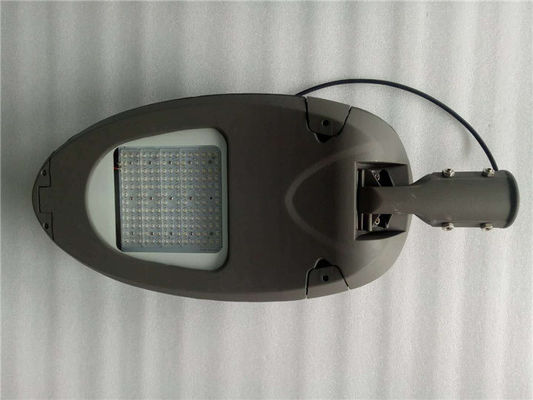 Routes et autoroutes IP65 imperméable à l'eau AC85V Extérieur LED Street Light 60 120 Watts