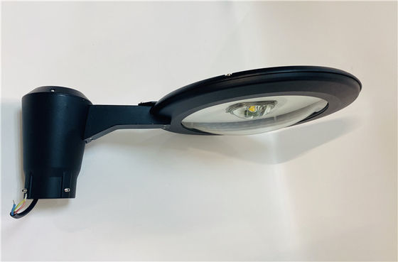 Ip66 6000LM Éclairage de jardin extérieur Armatures de coulée sous pression Couverture en verre en aluminium Éclairage de cour utilisé dans les jardins